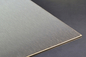 Όμορφα διακοσμητικά κεραμίδια μεταλλικών οροφών Προσαρμοσμένη γρίλια τσιπ Κανονικό μέγεθος πλέγματος προμηθευτής